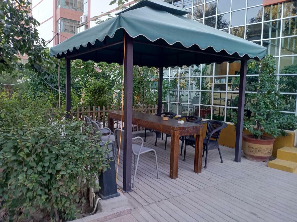 Right Here Hotel Dunhuang Exterior foto